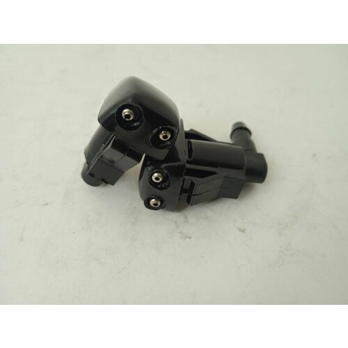Комплект из 2 форсунок стеклоомывателя Lifan Solano 620 Solano 2 - B5207330 740₽