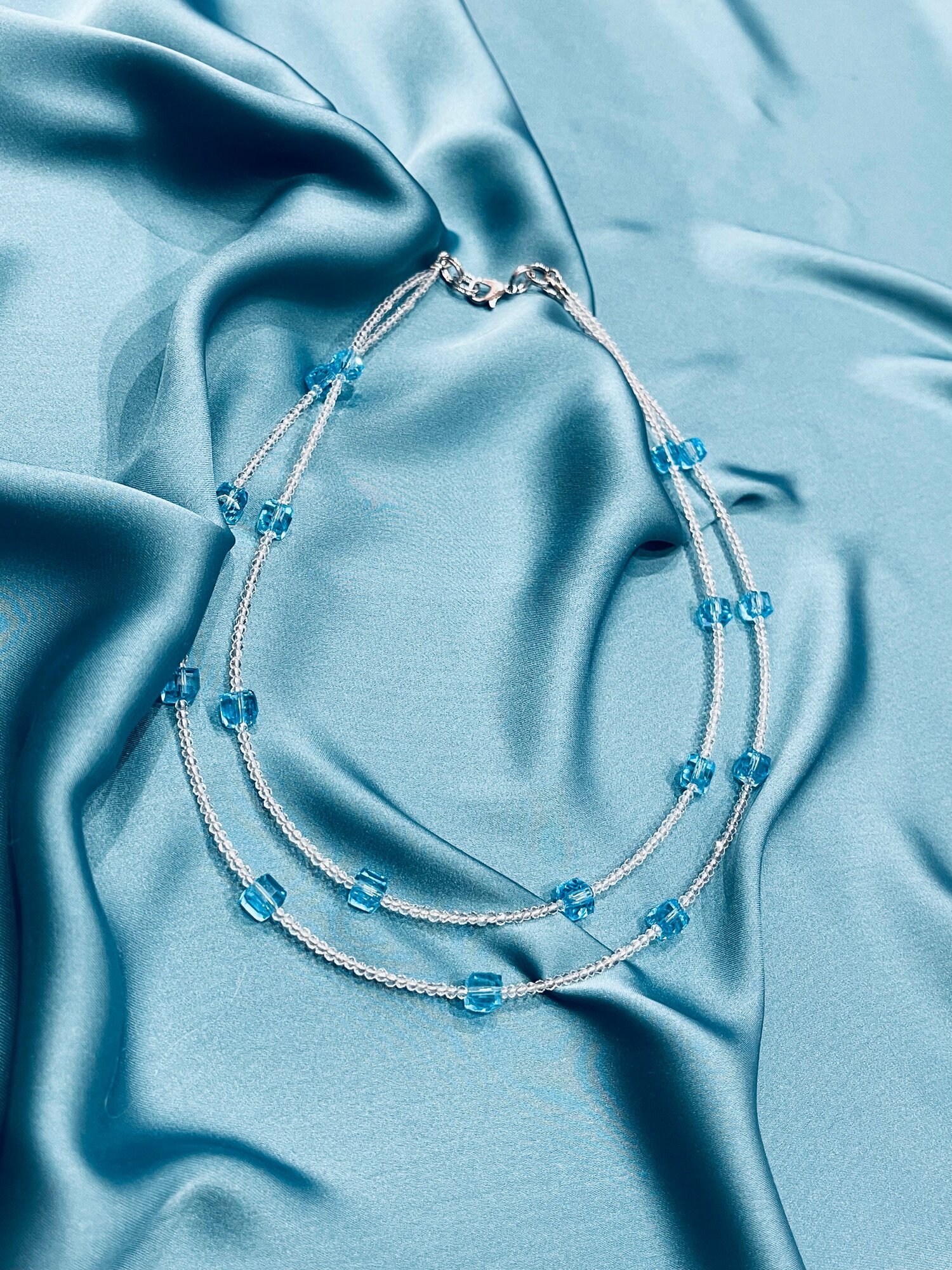 Колье Jewellery by Marina Orlova, длина 40 см, голубой