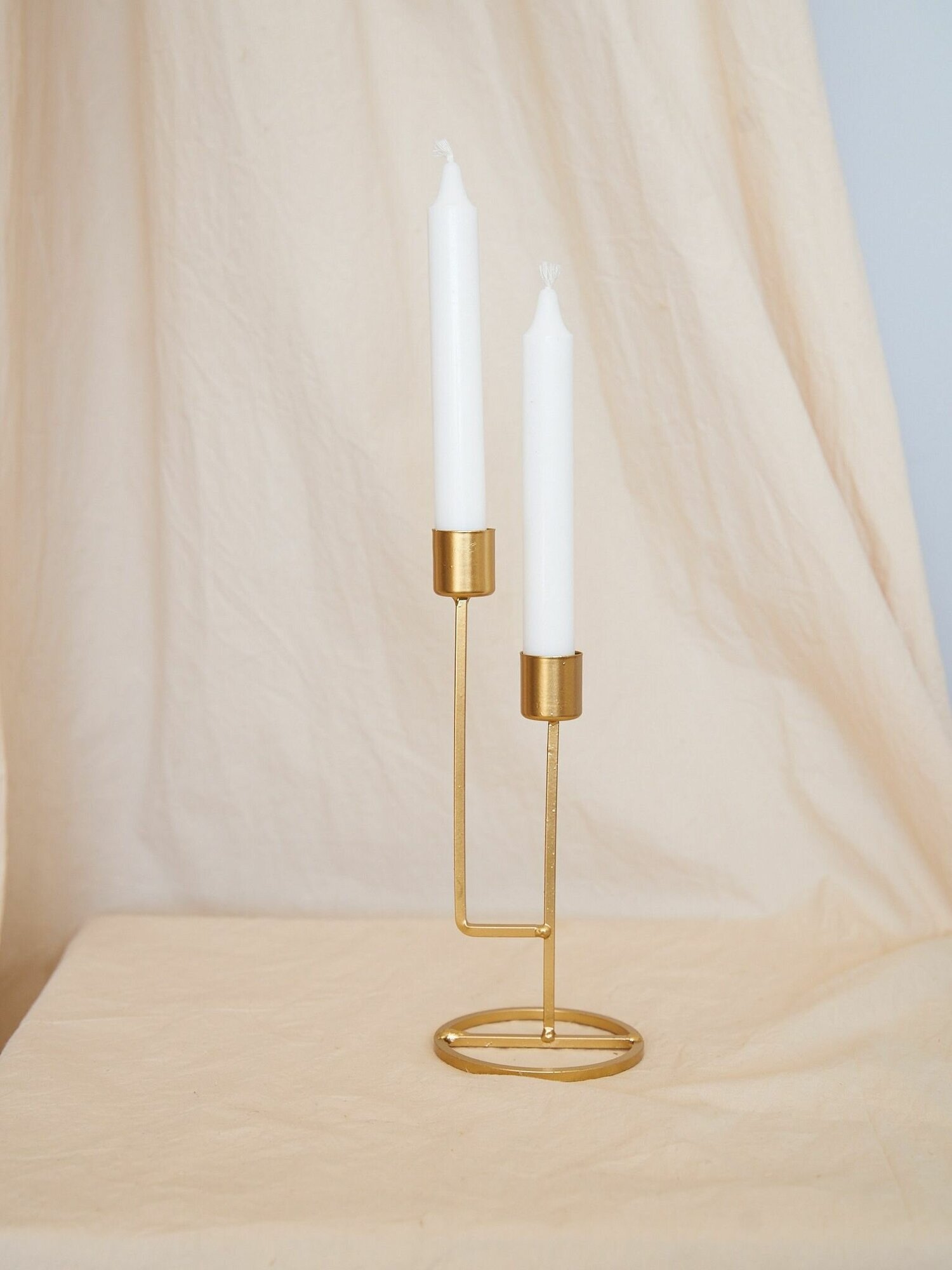 Подсвечник золотой металлический Лофт Модерн для двух свечей - фотография № 4