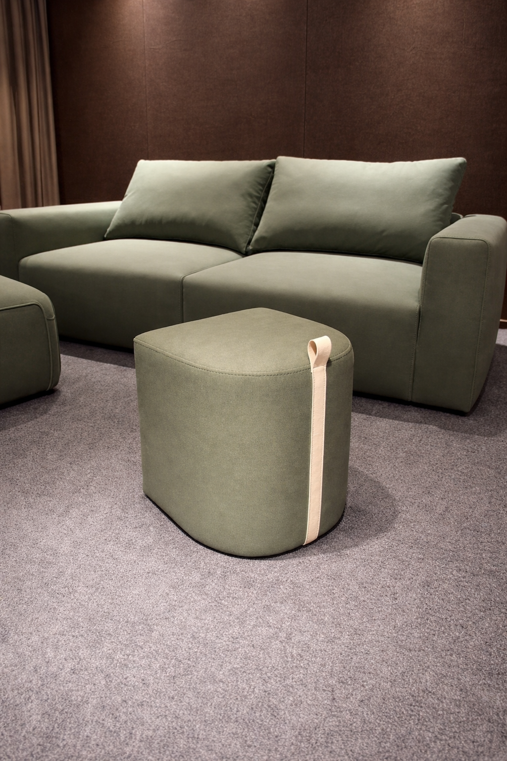 Пуф компактный мягкий дизайнерский