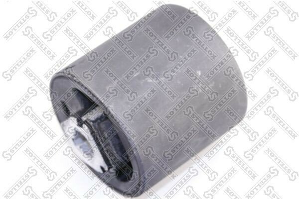Сайлентблок передний рычага верхний STELLOX 87-04079-SX BMW X5 all 00>