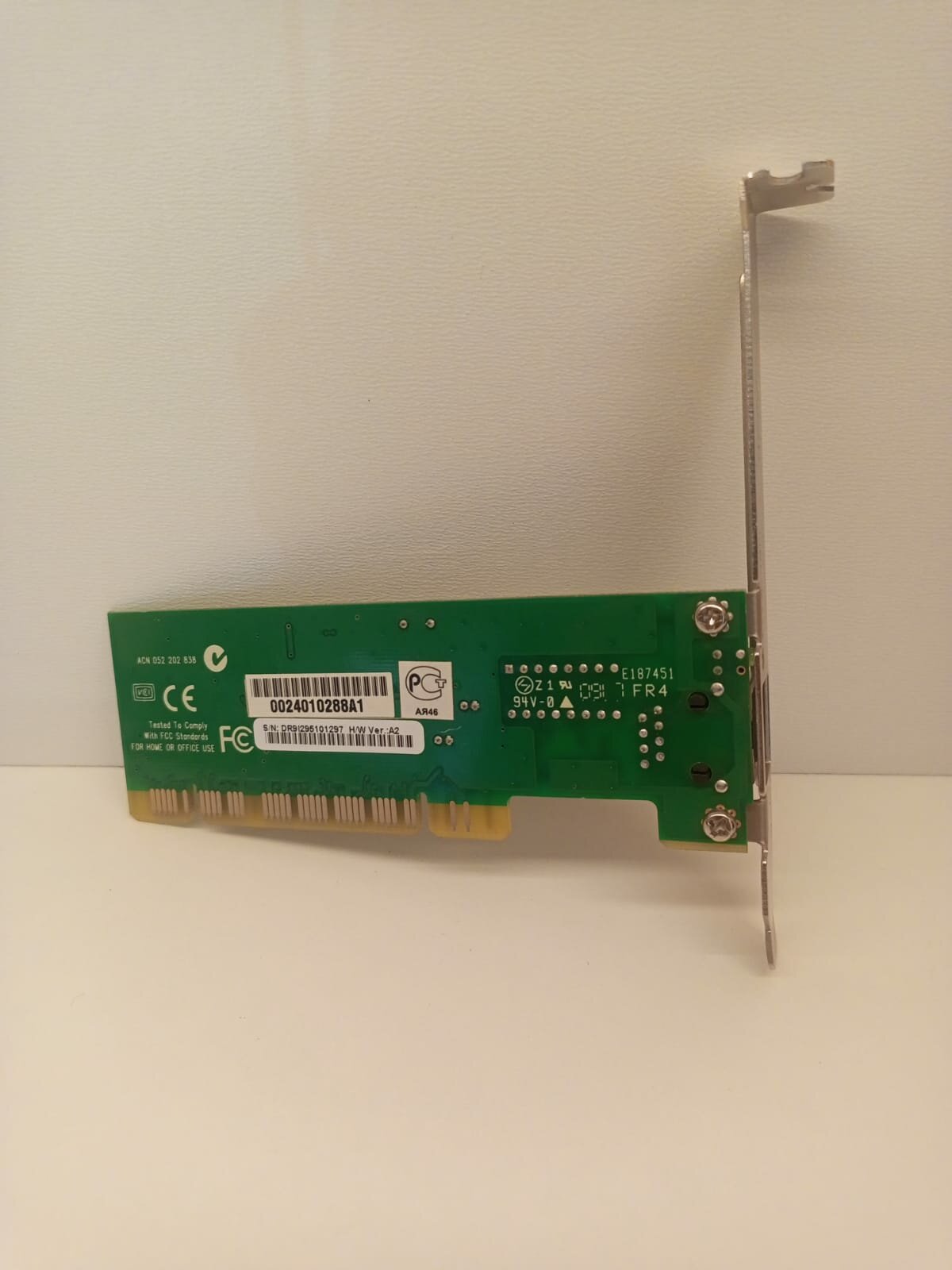 Сетевой контроллер D-Link DFE-520TX, PCI, скорость Ethernet 10/100 Мбит/с — фото 1