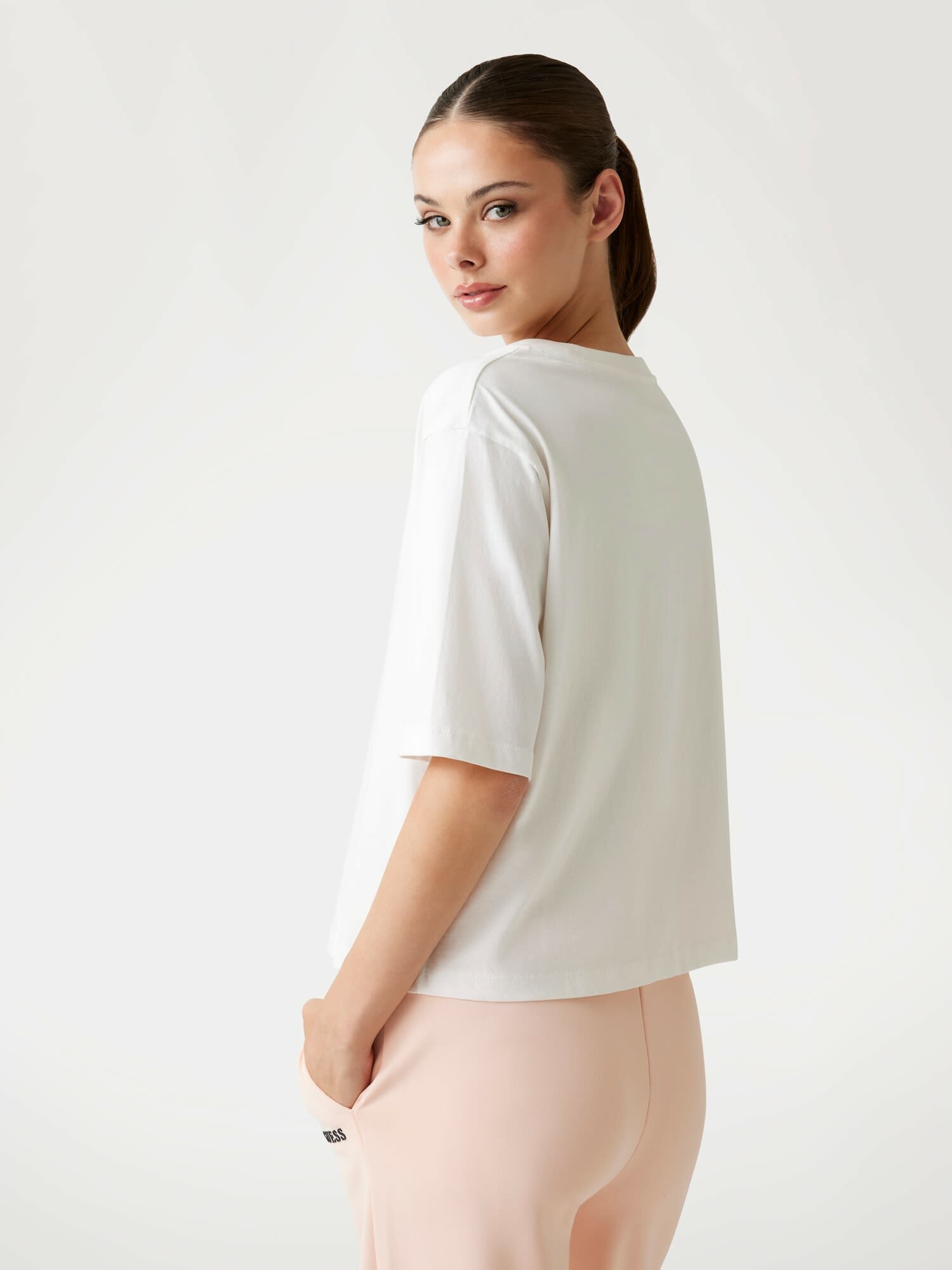 Футболка GUESS, размер M, белый, — фото 1