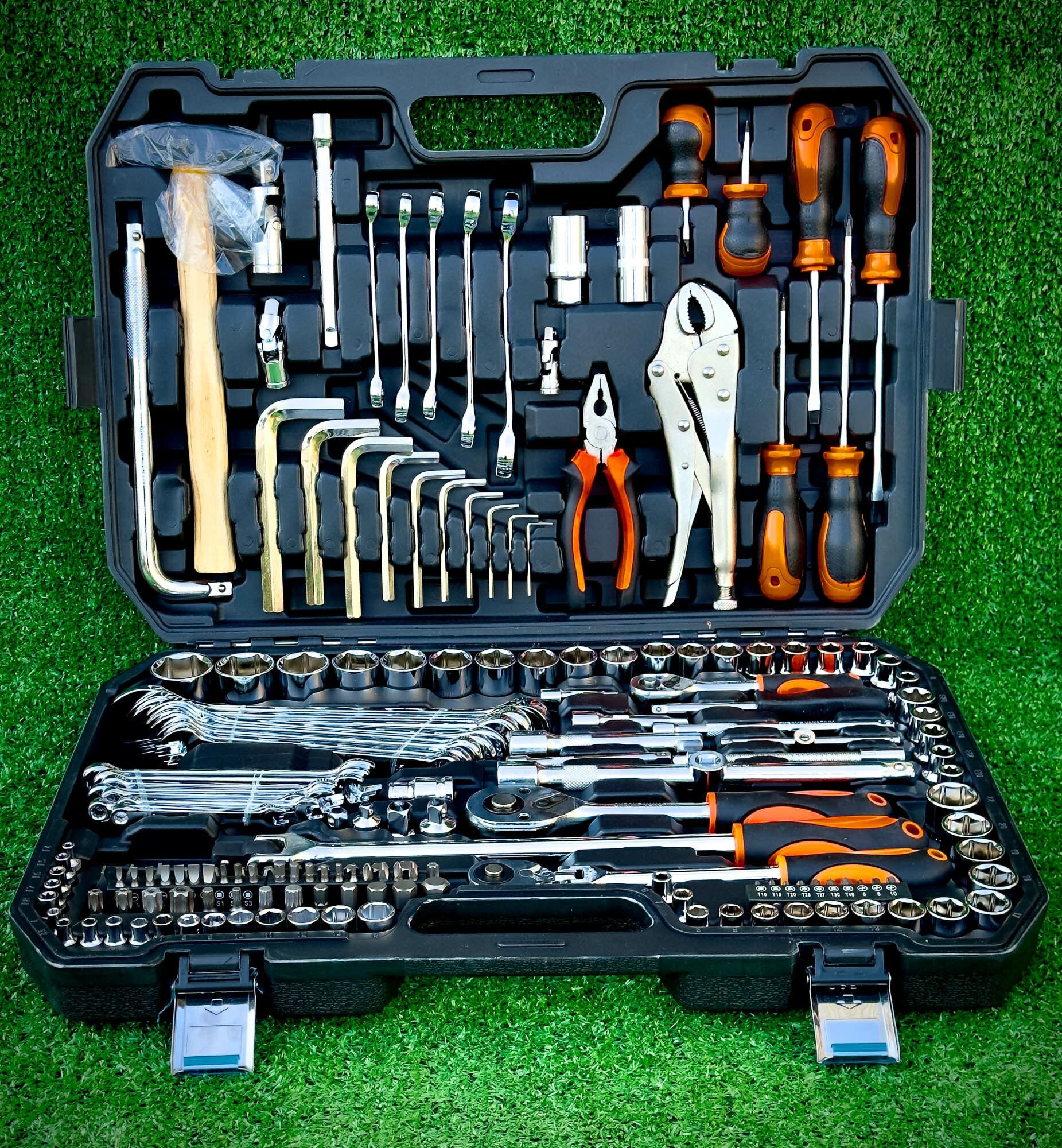 Набор инструментов ключей 179 предметов для автомобиля в кейсе для дома - фотография № 19