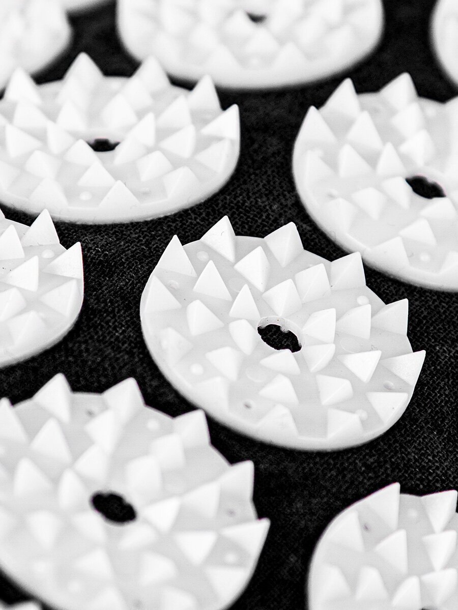 Массажный набор аппликатор Кузнецова 7 в 1 (черный) Hans&Helma акупунктурный коврик, 2 валика, 2 мяча, резинка, сумка - фотография № 16