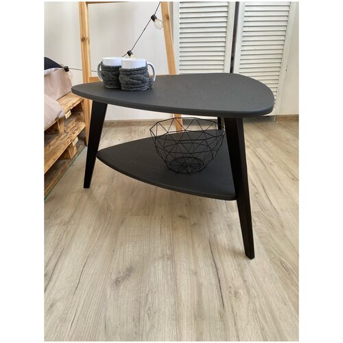 Журнальный столик двухуровневый Device в черном исполнении