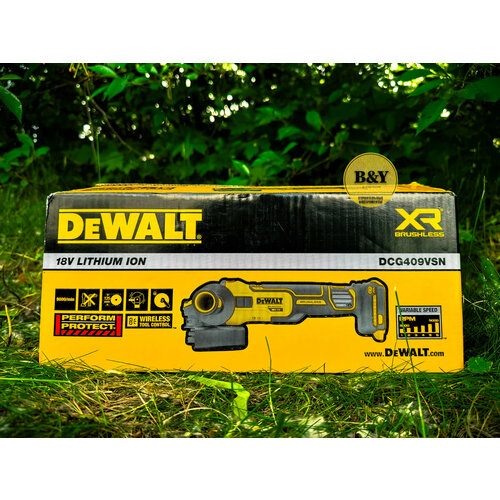 Угловая шлифмашина DeWALT DCG409VSN 40591₽