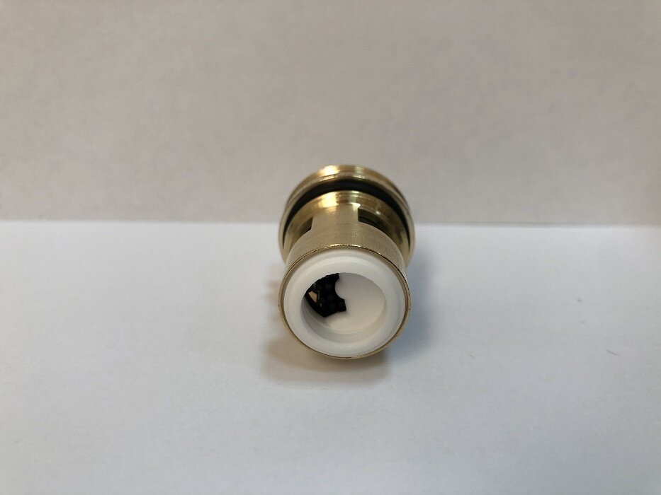 Кранбукса керамическая для смесителей Vidima B964636NU — фото 1