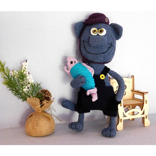 Сувенирный кот рыбак Василий, вязаный, ручная работа