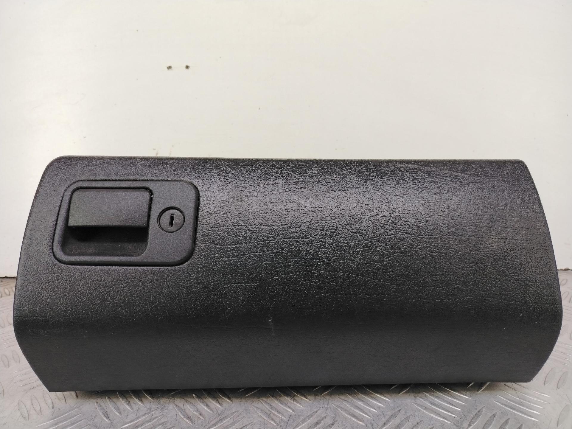 Бардачок Volkswagen Golf 3 1993 1H1857103