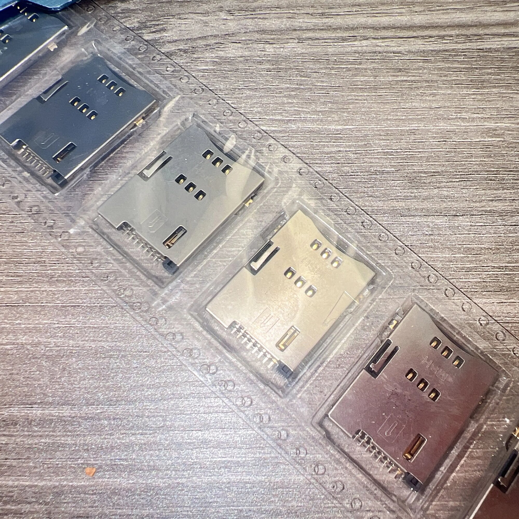10шт. MOLEX 8pin держатель SIM-карты 47553-0001