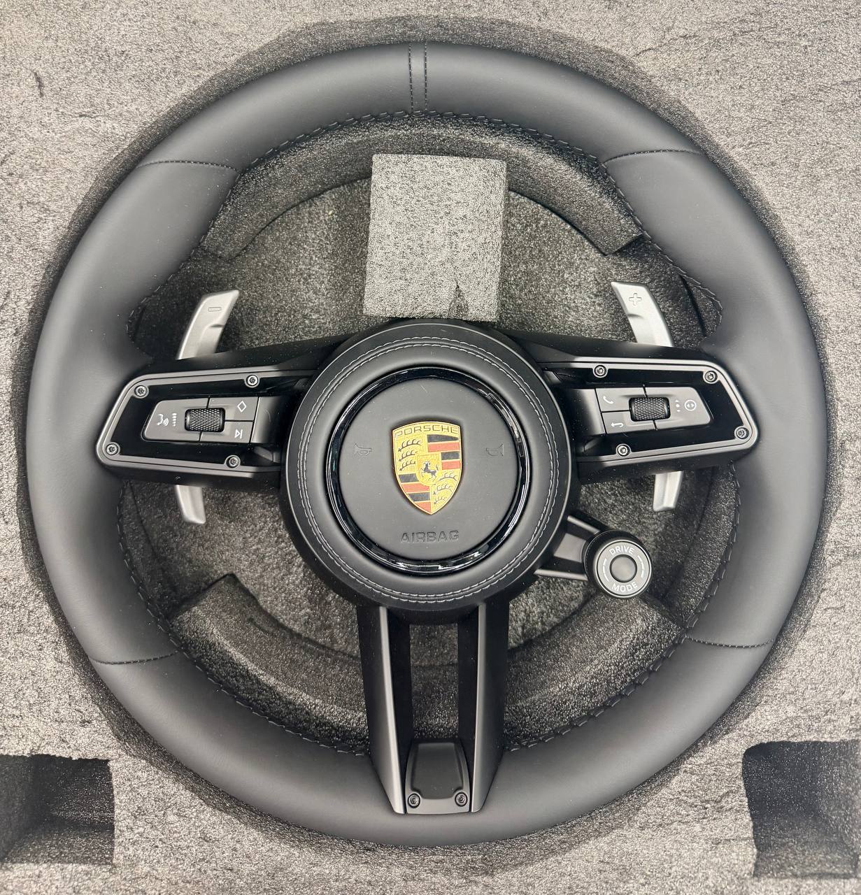 Руль Porsche Panamera 971 Macan 95B Cayenne 3 с обогревом черный