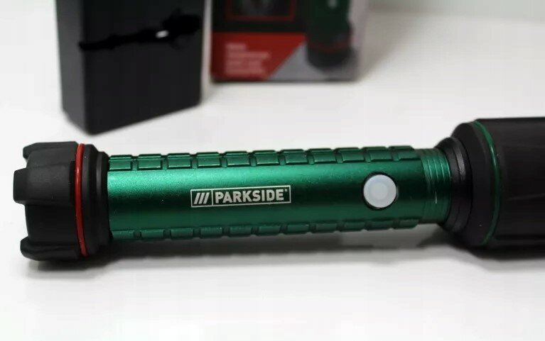 Тактический фонарь "PARKSIDE PAL850"