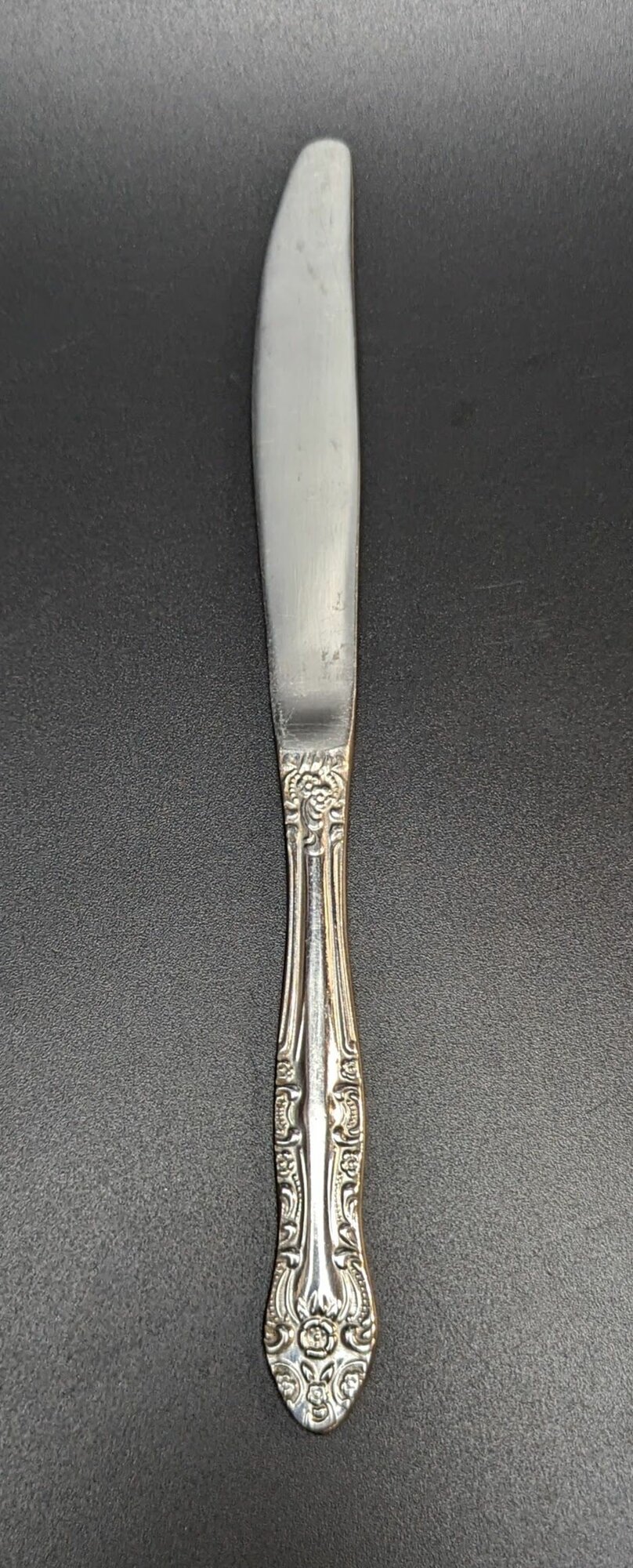 Винтажный столовый нож с растительным декором  нерж  Павловский завод им  Кирова