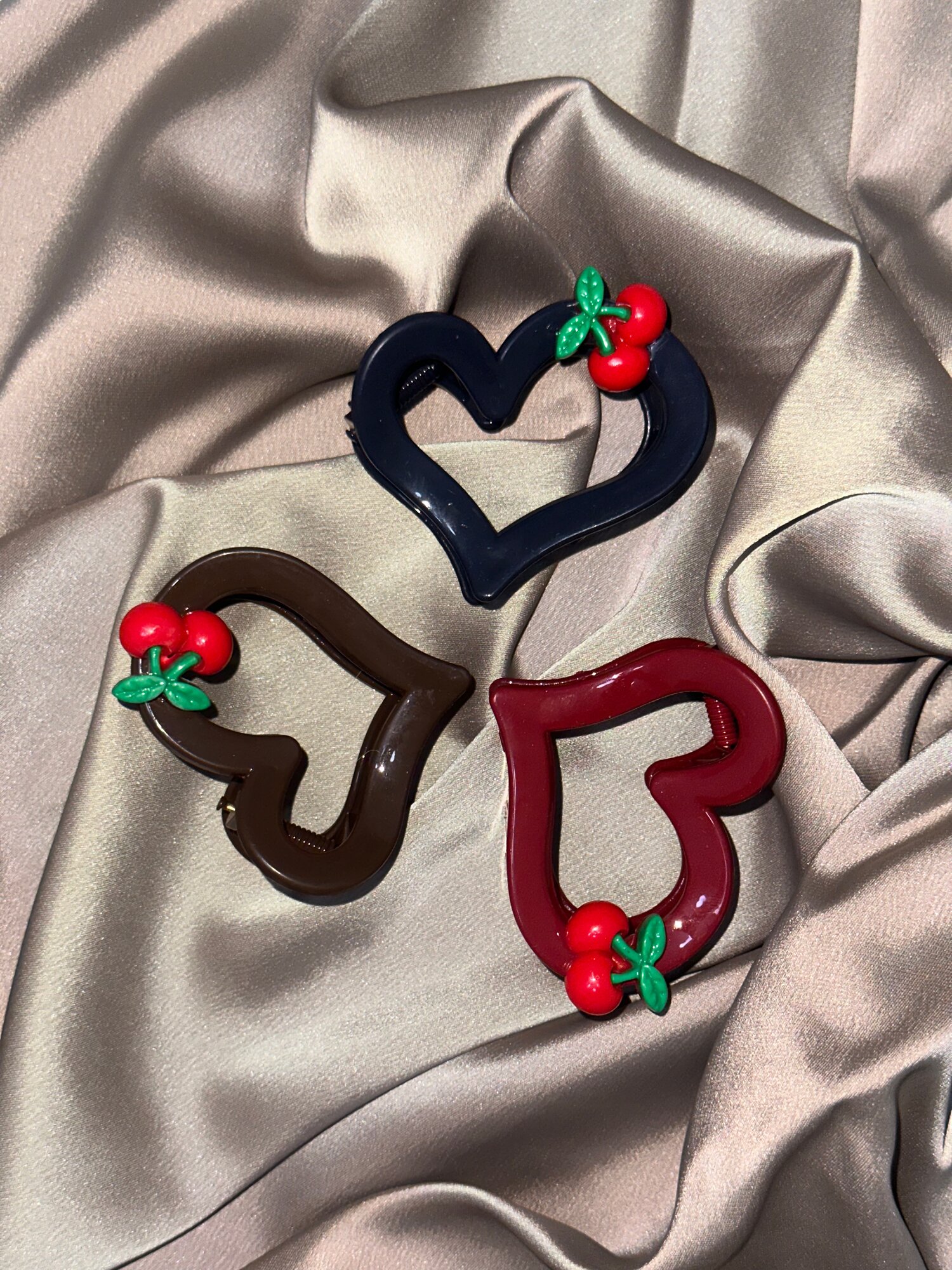 Набор заколок для волос сердечки с вишенками 3в1 — фото 1