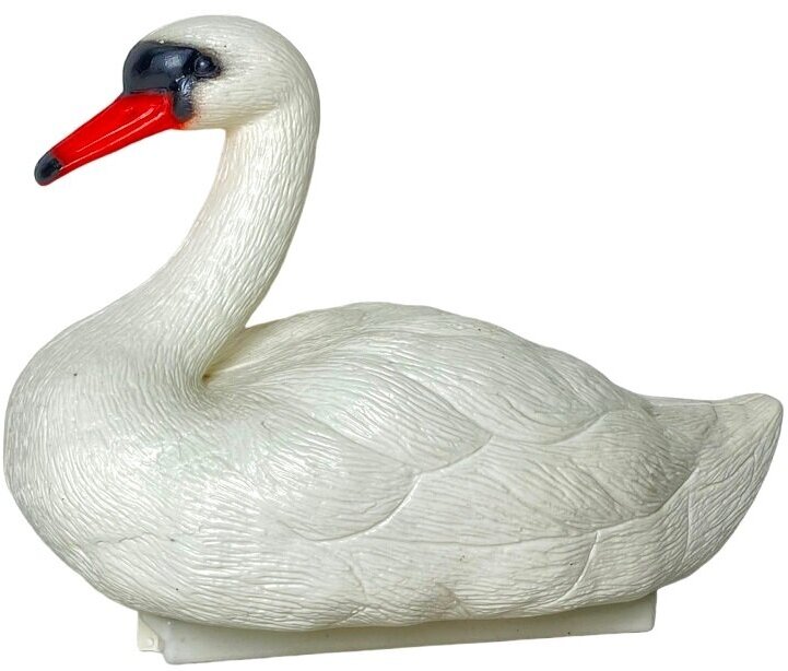 Фигура садовая пластиковая Лебедь белый 38*17*28 см / декоративная фигурка для пруда и сада / водоплавающая - фотография № 3