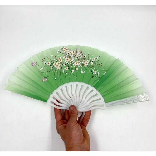 Складной веер с пластиковым основанием и рисунком 