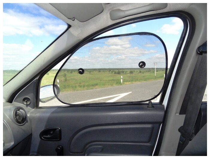 Шторки солнцезащитные в автомобиль комплект 2 штуки на передние боковые стекла 65х38 см на присосках