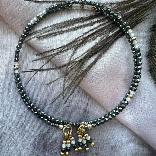 фото Жесткий браслет, циркон, серый, черный нет бренда