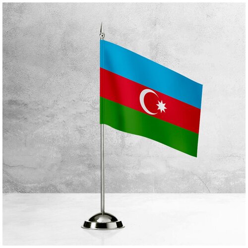 настольный флаг азербайджана на пластиковой черной подставке Настольный флаг Азербайджана на пластиковой подставке под серебро