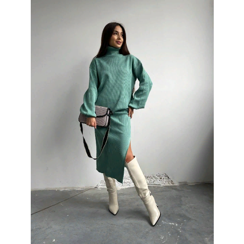 фото Костюм трикотажный юбка с кофтой, высокий ворот / цвет ментоловый / размер 42-48 не определен