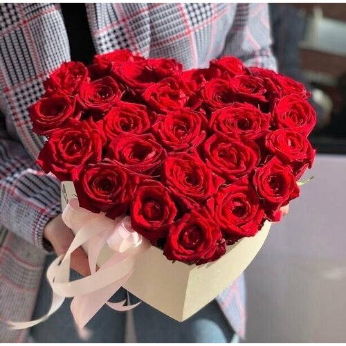Букет "Сердце" Роза красная в коробке, красивый букет цветов, шикарный, цветы премиум.