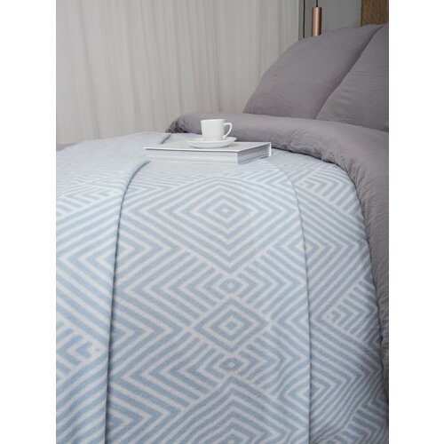 Плед флисовый 130х170 на кровать для пикника, 