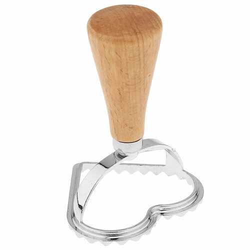 Штамп для пельменей КНР Сердце металлический 7х65 см высота 10 см деревянная ручка 862₽