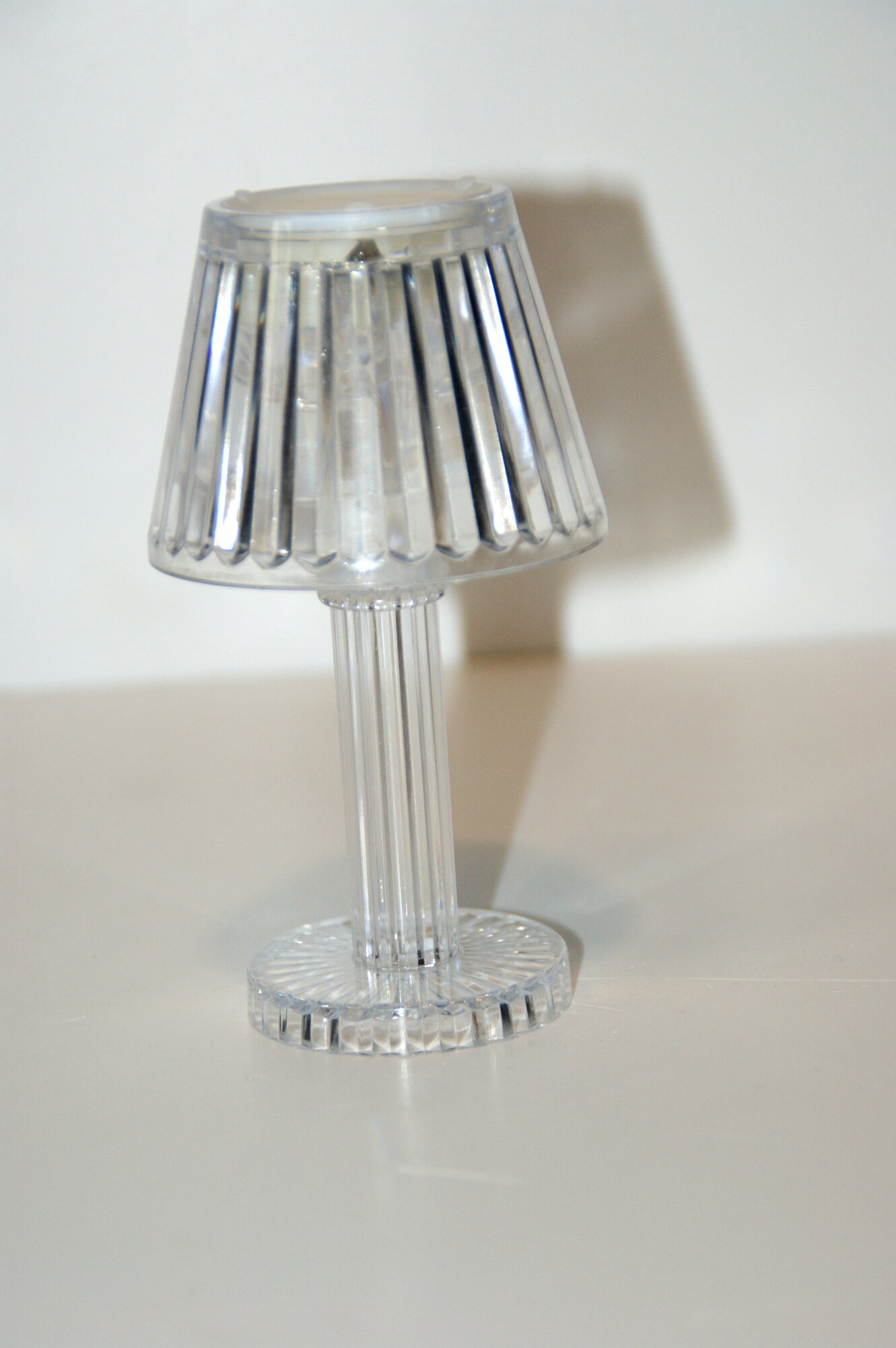 Cувенир ночник LED luminous Cristal Lamps /торшер мерцающий светодиодный на батарейках - фотография № 2