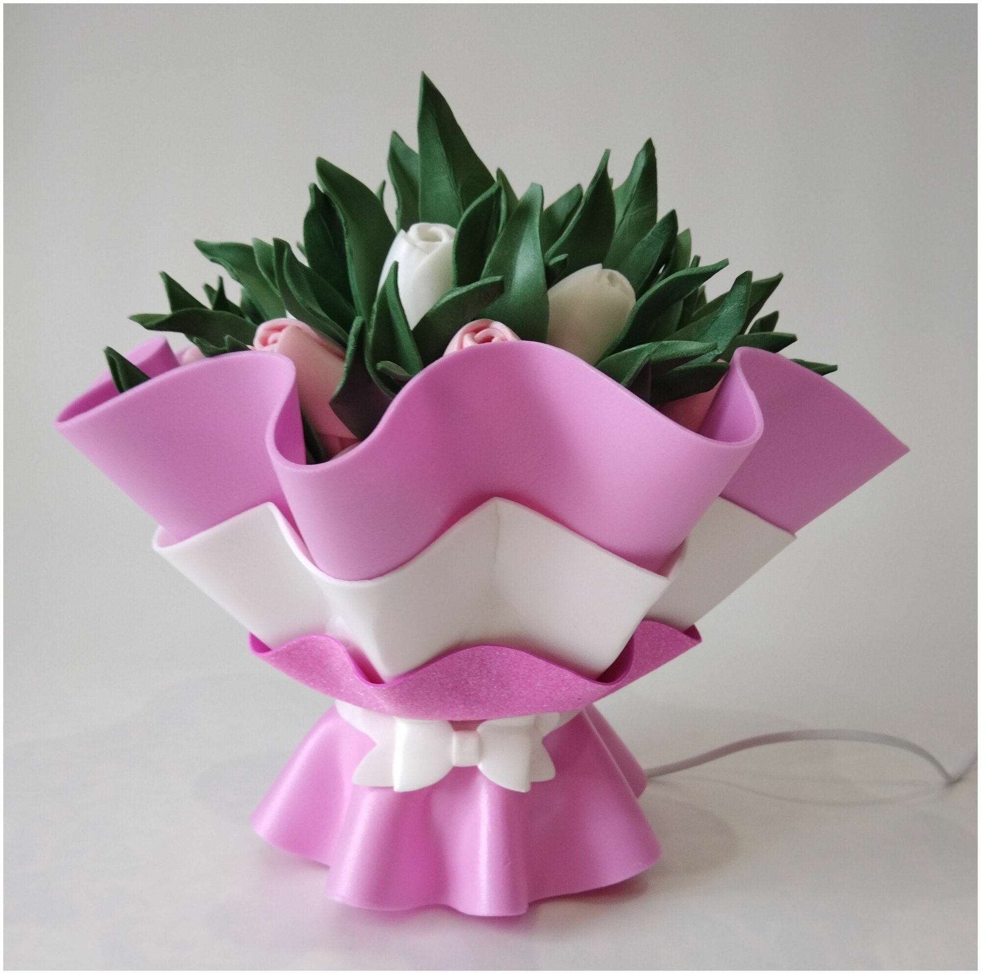 Светильник букет тюльпанов - фотография № 1
