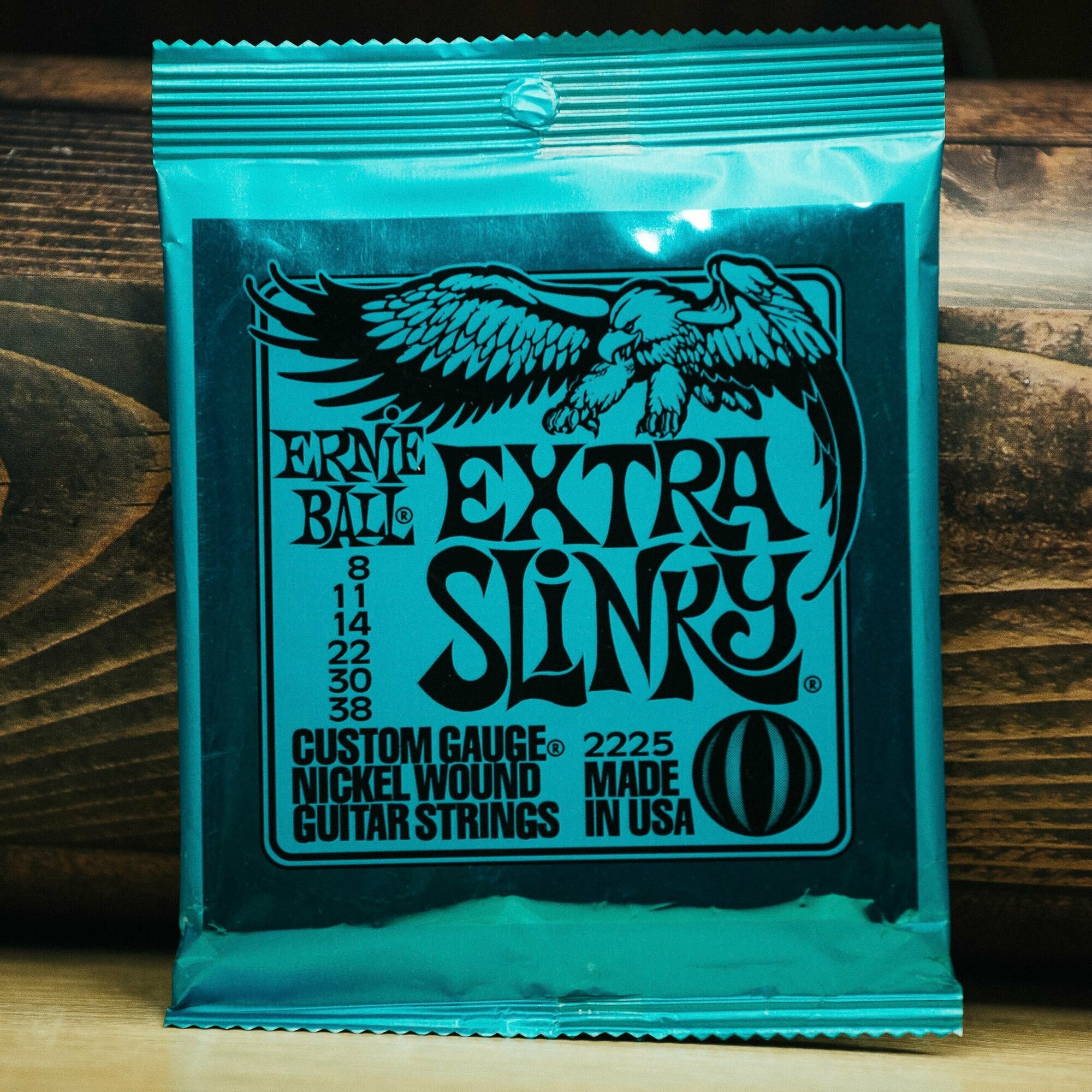 ERNIE BALL 2225 EXTRA SLINKY 8-38 струны для электрогитары