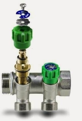 Изображение товара Коллектор для воды 3/4 на 6 отводов 1/2, гребенка распределительная вентильная для водоснабжения