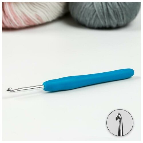Крючок для вязания, с силиконовой ручкой, d - 4 мм, 14 см, цвет голубой 4 шт