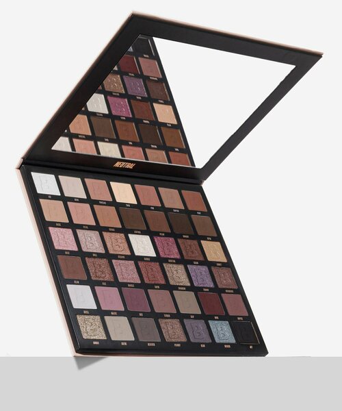 Палетка теней для век Beauty Bay NEUTRAL 42 colour palette