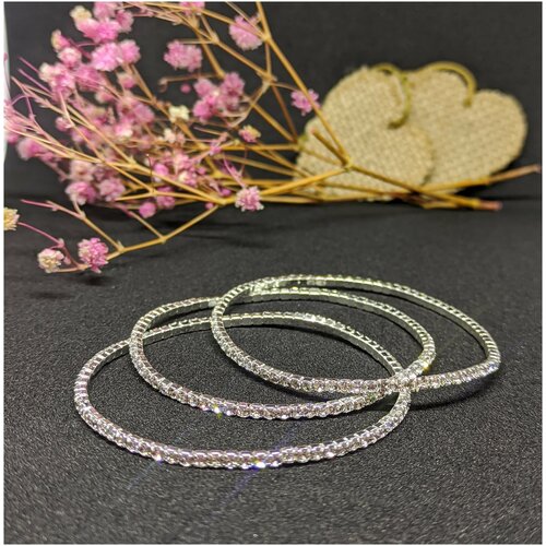 фото Женский браслет на руку со стразами filimati