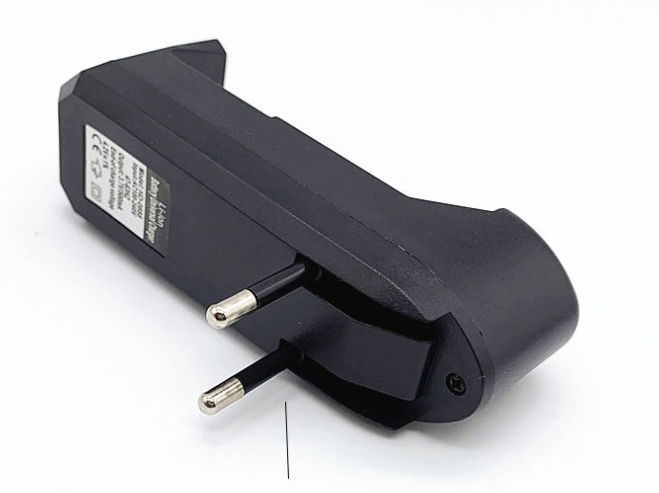 Зарядное устройство для литиевых аккумуляторов 18650145001634026650
