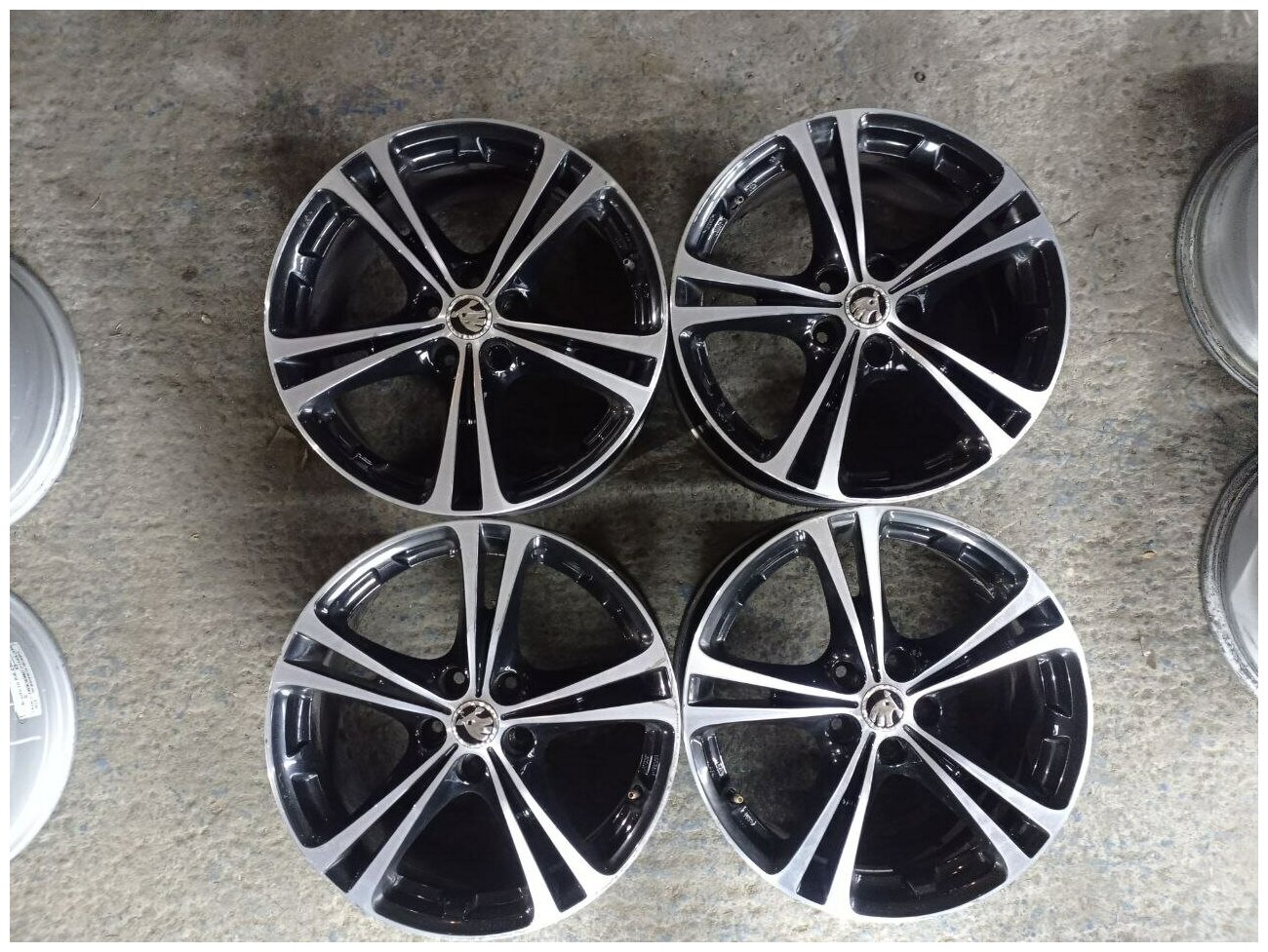 Колесные диски Borbet 8xR18/5x112 57.1 (Реплика)