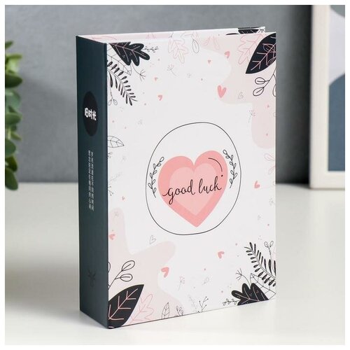 Фотоальбом на 100 фото 10х15 см Сердце и листья 17х13х5 см 620₽