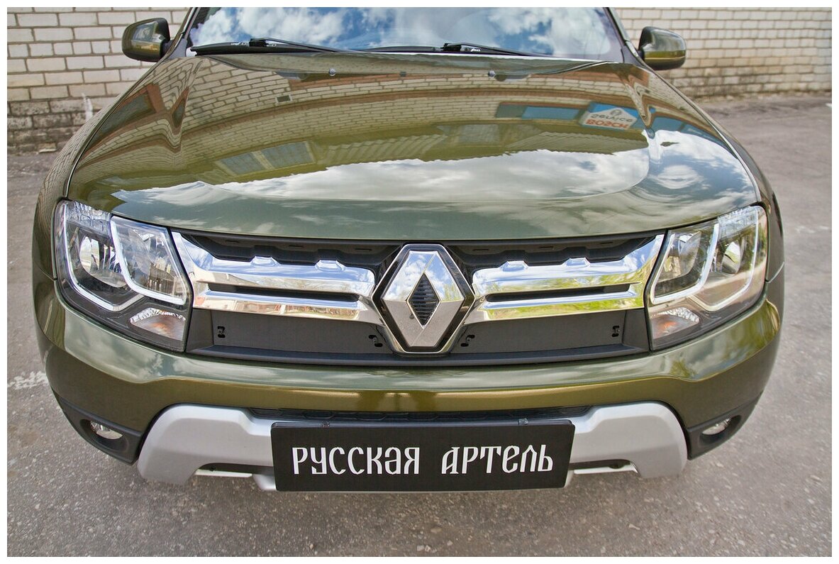 Зимняя заглушка решетки радиатора Renault Duster 2015-2020 (I рестайлинг)