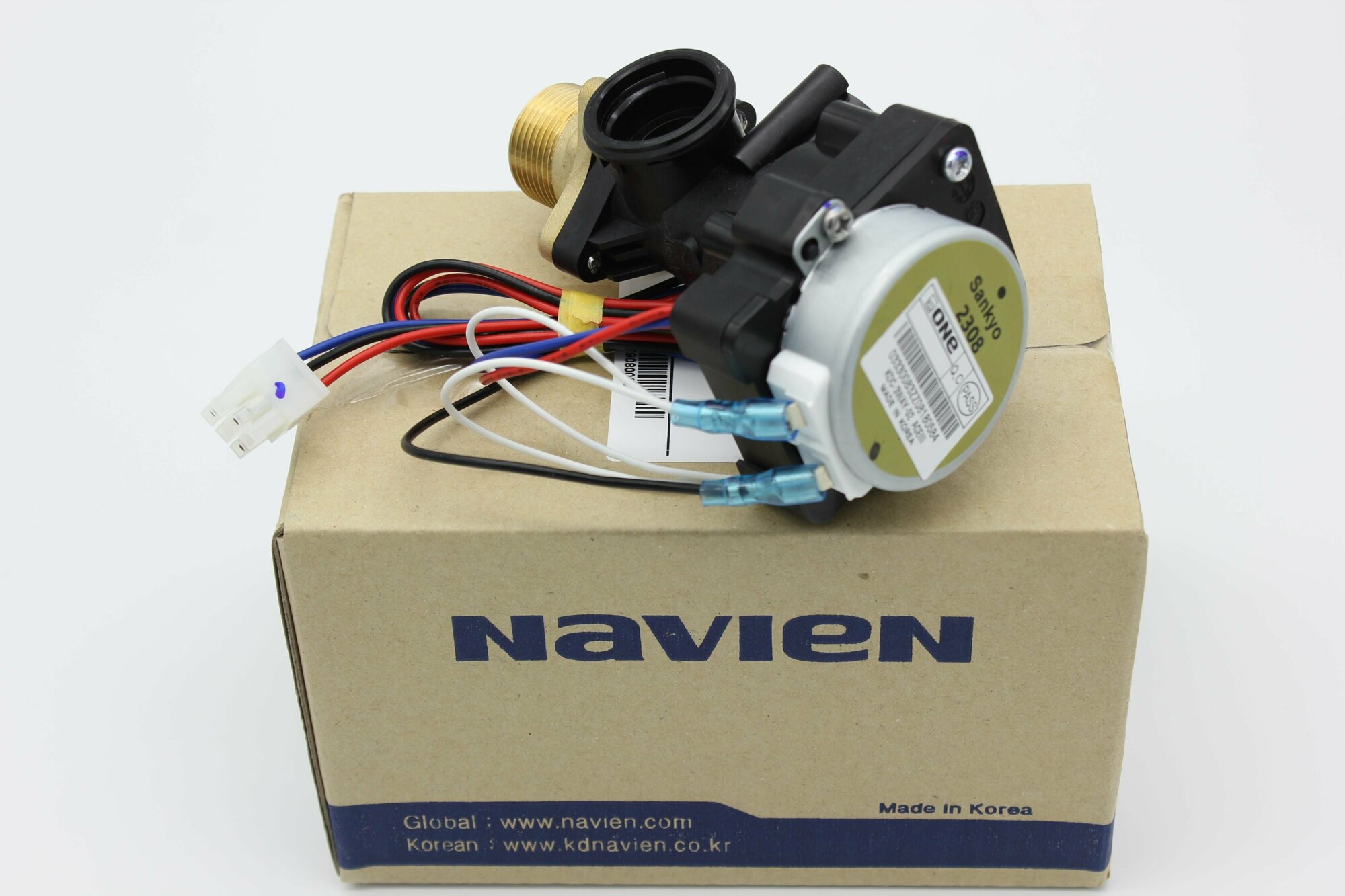 Трехходовой клапан котла Navien 30015423A/30013844A