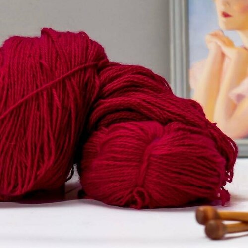 Пряжа Карачаевская 100 акрил 820-850м250-280гр 14 Вишня 800₽