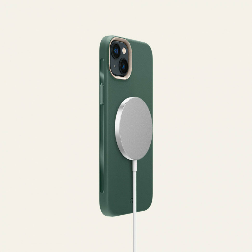 Чехол SPIGEN CYRILL UltraColor c MagSafe для iPhone 14 зеленый (Kale) — фото 1