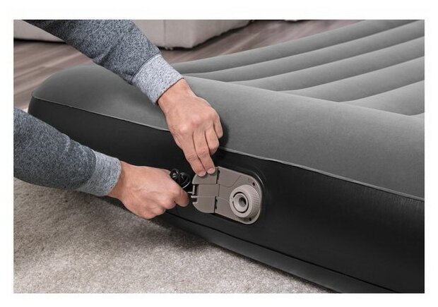 Кровать надувная Aeroluxe Airbed Queen,203*152*30 см,встроенный насос 220В,Bestway (67464) - фотография № 15