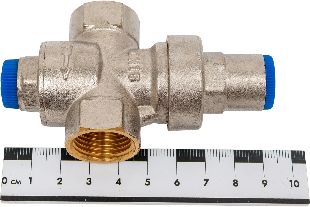 Редуктор давления 1/2 1,5-5,5 Бар AV ENGINEERING (AVE371112) — фото 1