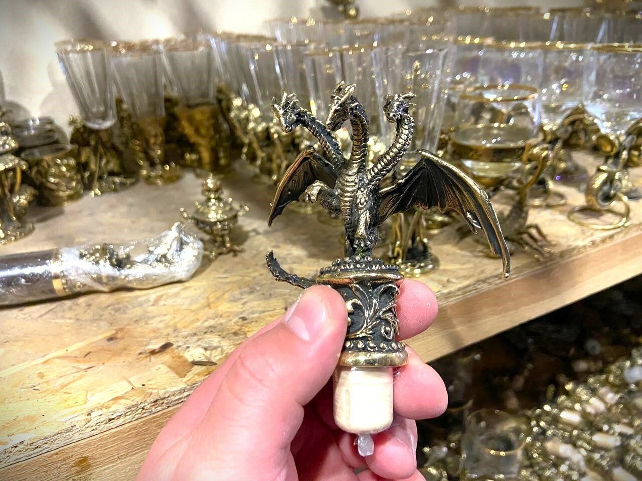 Пробка для бутылки  Дракон 