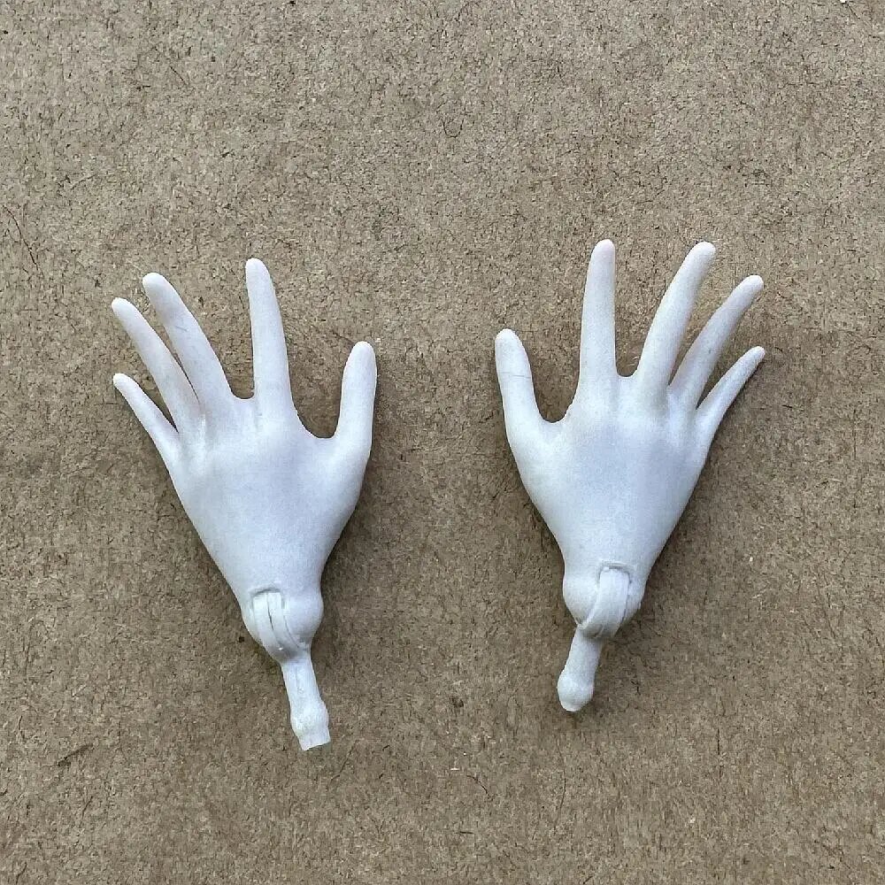 Сменные руки и ноги для кукол Barbie Белый, monster hands 4