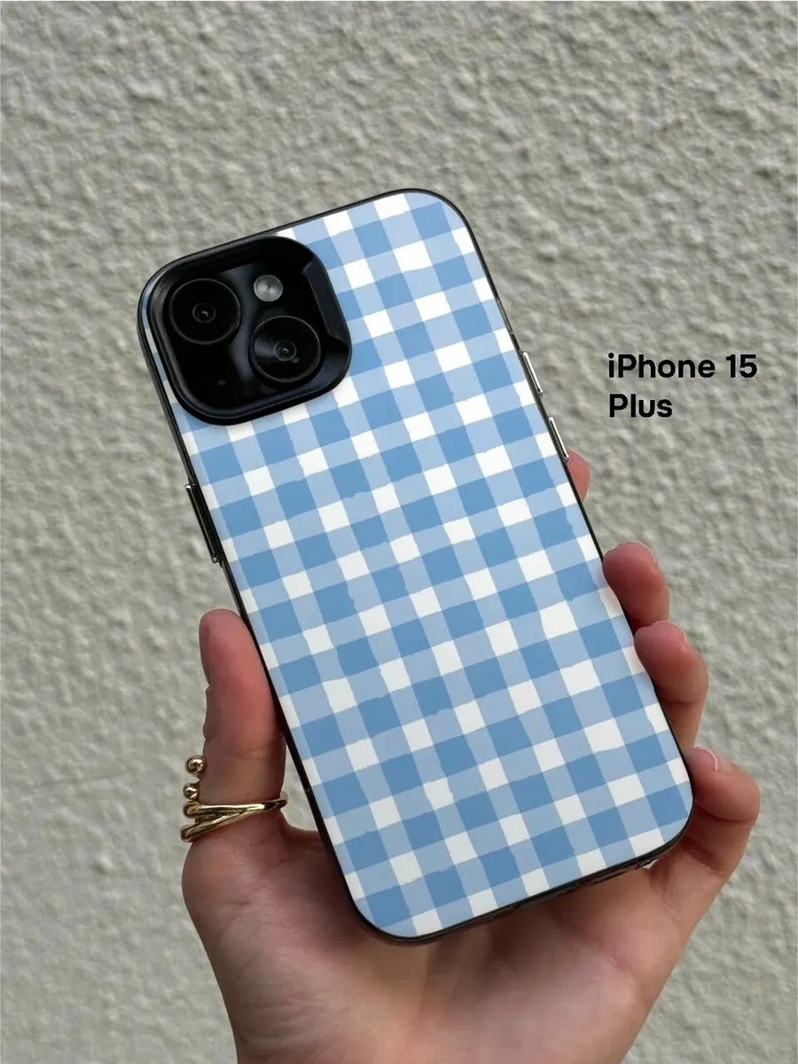 Синий чехол на Iphone 15 Plus в клетку