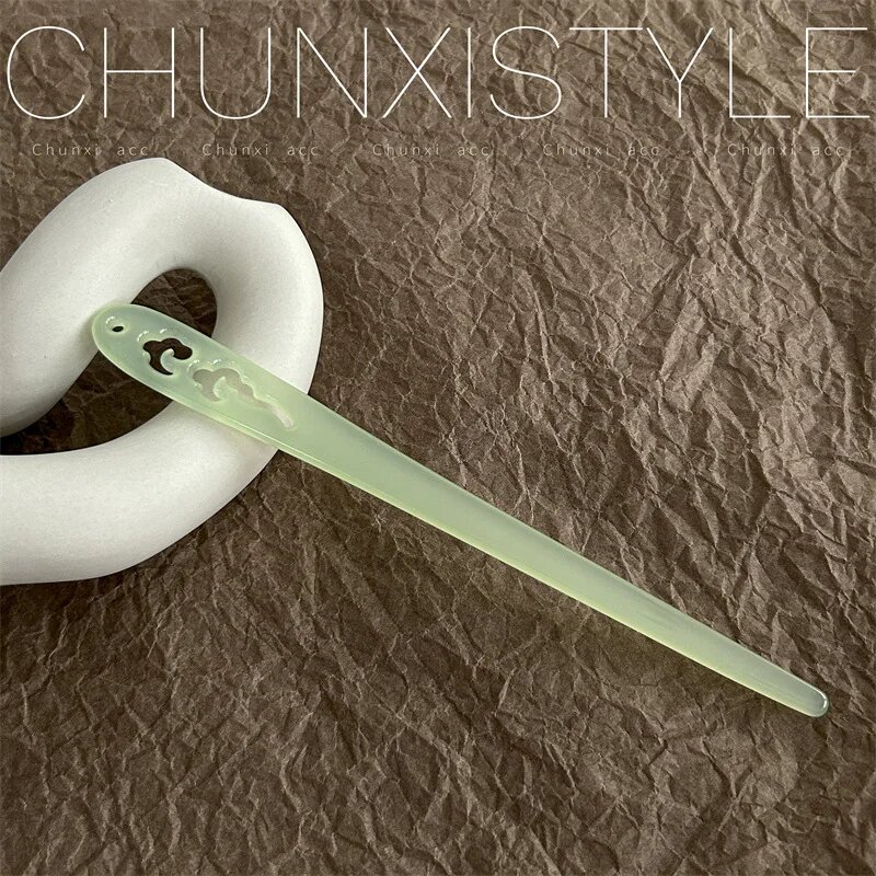 Зеленая заколка для волос Chunxistyle