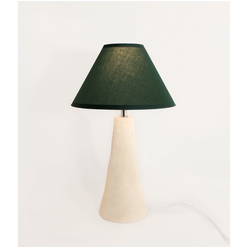 Настольная лампа с зелёным абажуром из керамики