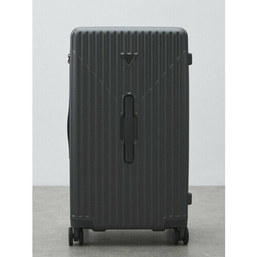 Чемодан GUESS серый 22850₽